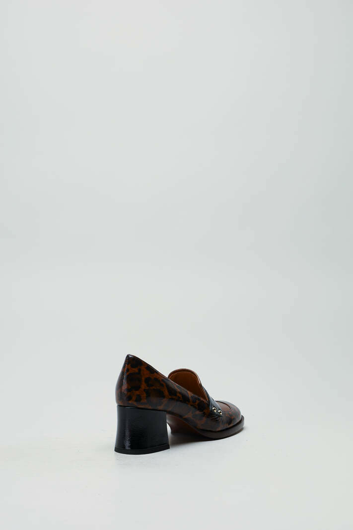 zoom in on Bruin Mocassin hak image Bruin Mocassin hak image