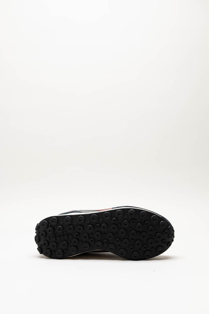 zoom in on Donkerblauw Sneaker image Donkerblauw Sneaker image
