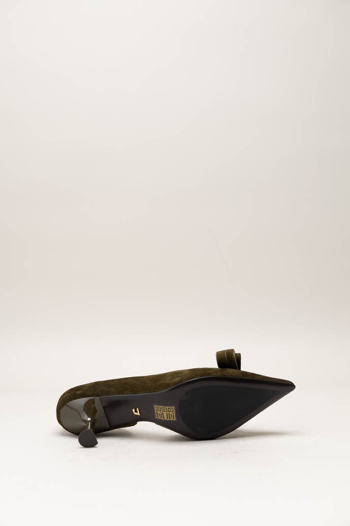 Kaki Pump image