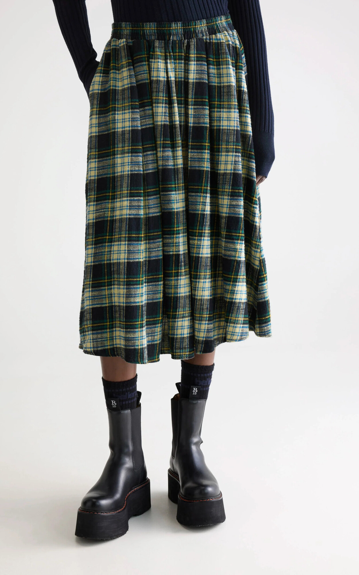 zoom in on Groen Rok image Groen Rok image