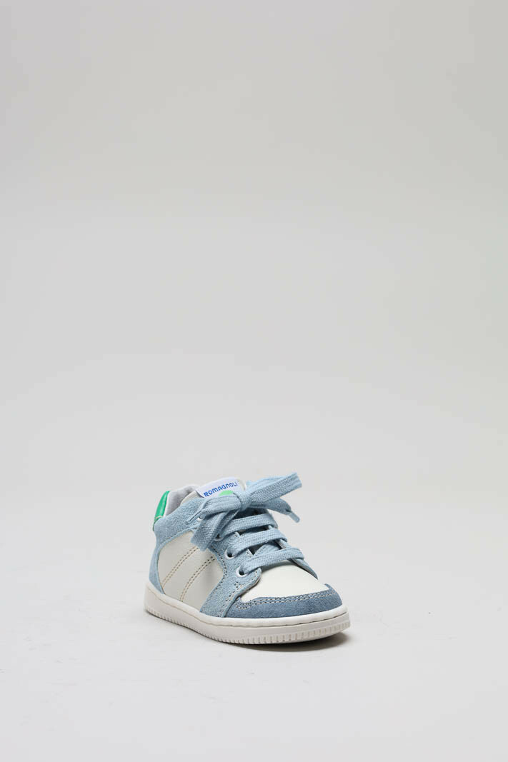 zoom in on Blauw Sneaker image Blauw Sneaker image