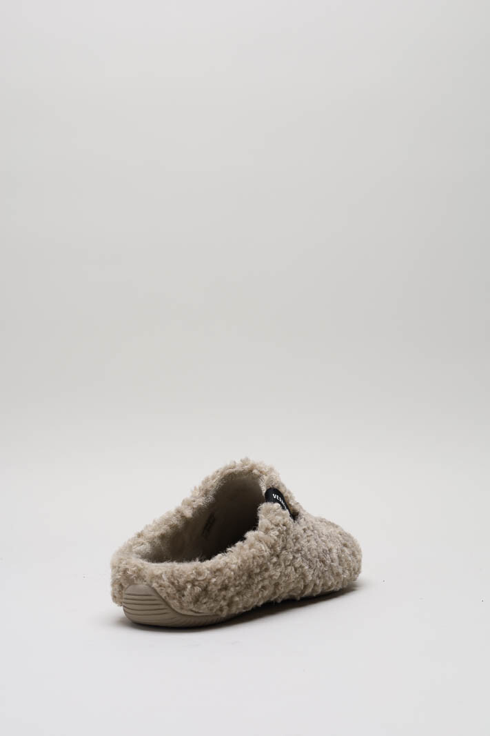 Taupe Pantoffel image
