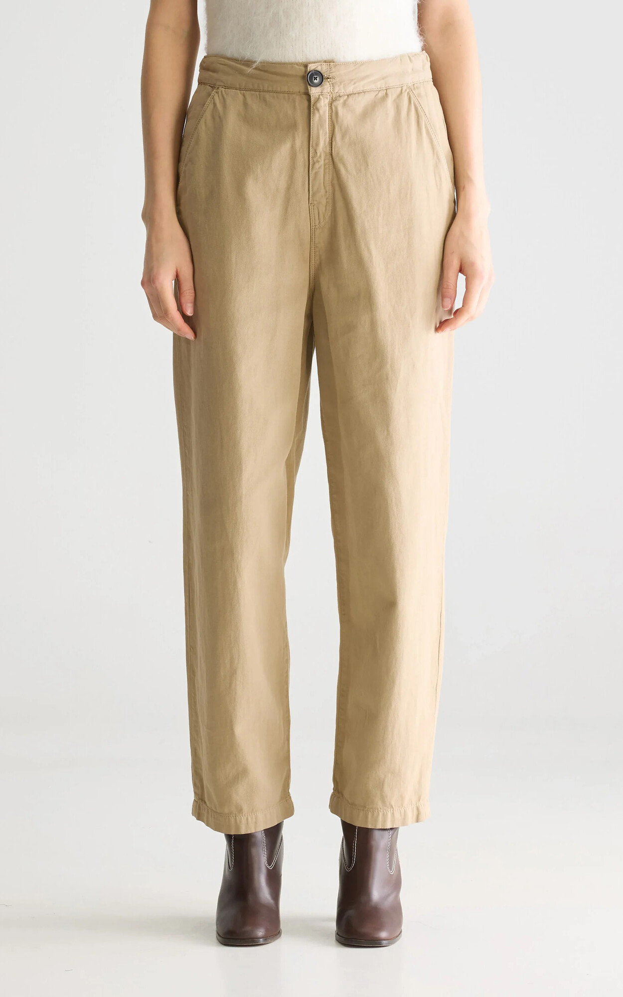 zoom in on Camel Broek image Camel Broek image