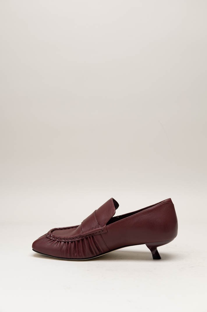 Bordeaux Mocassin hak image