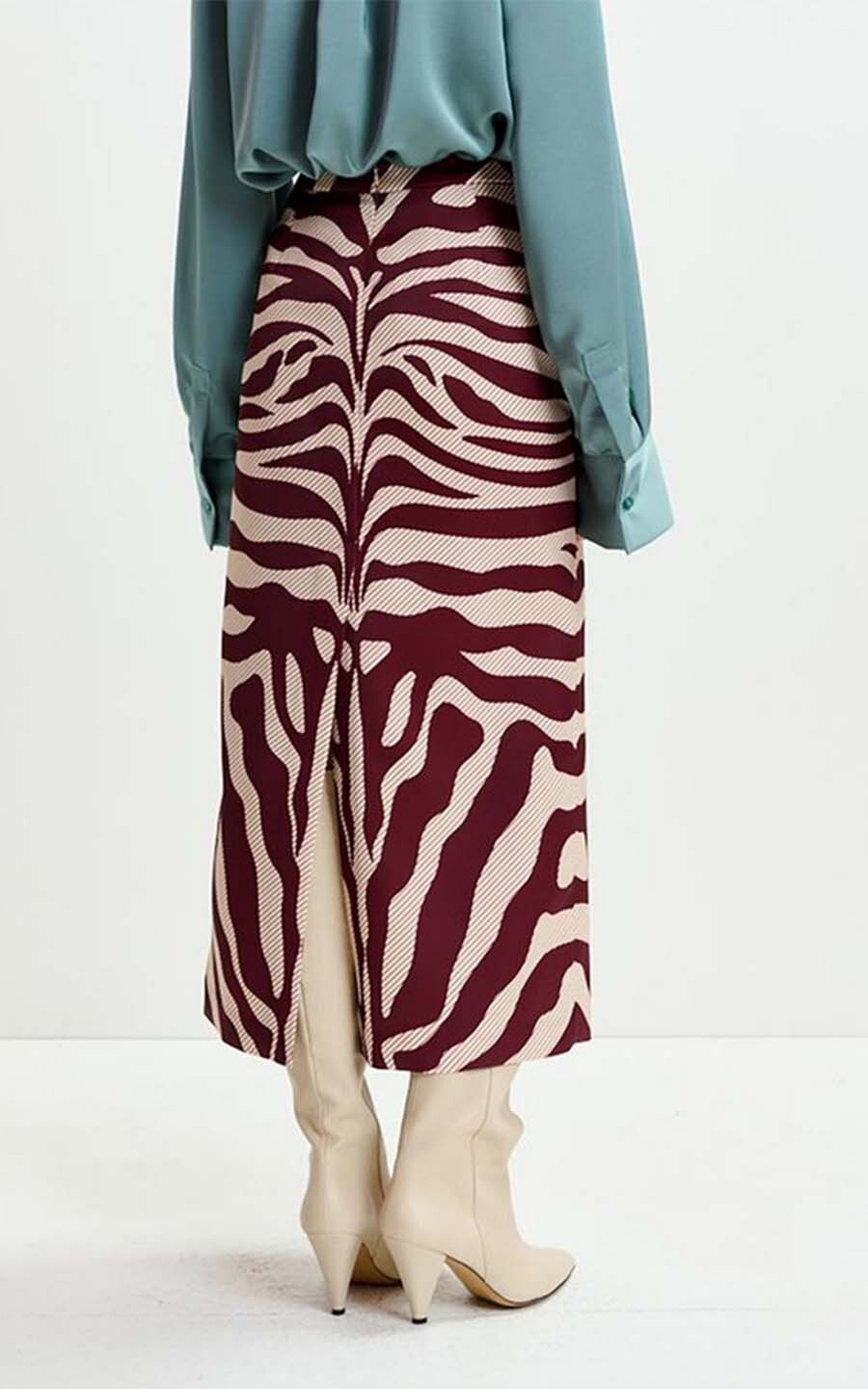 zoom in on Bordeaux Rok image Bordeaux Rok image