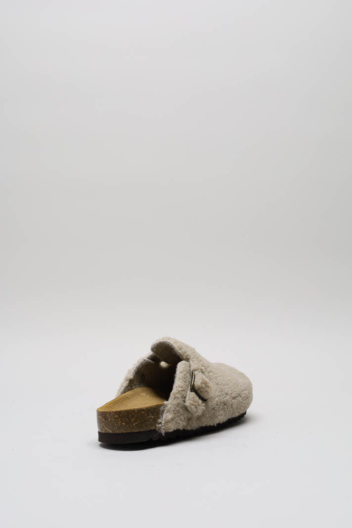 Taupe Muiltje image