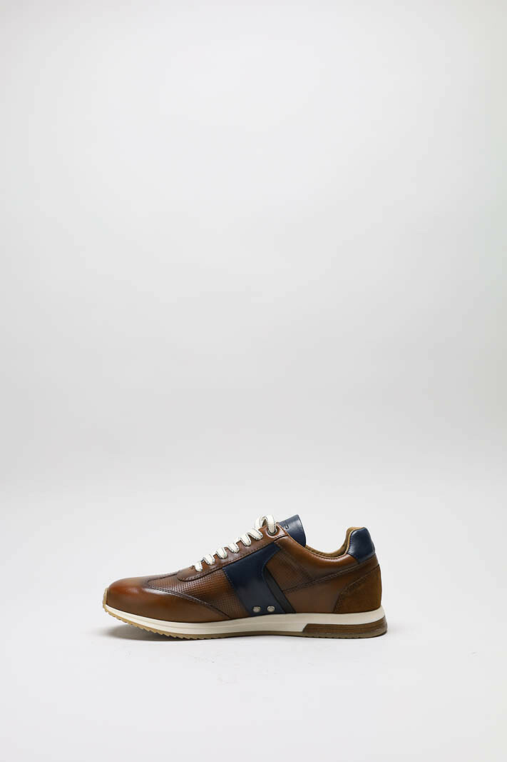 zoom in on Cognac Sneaker image Cognac Sneaker image