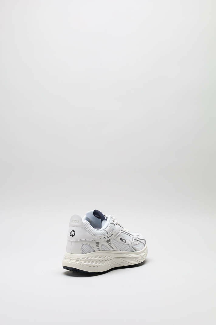 zoom in on Wit Sneaker image Wit Sneaker image