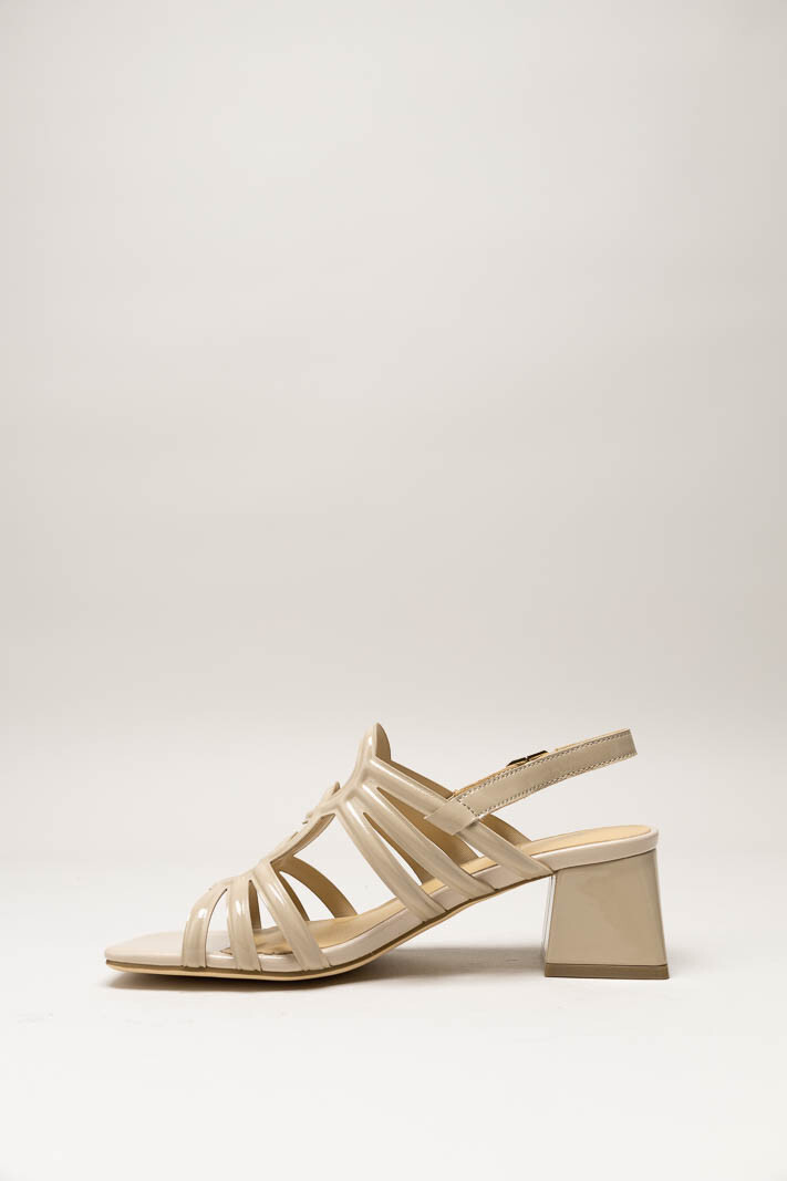 Beige Sandaal hak image