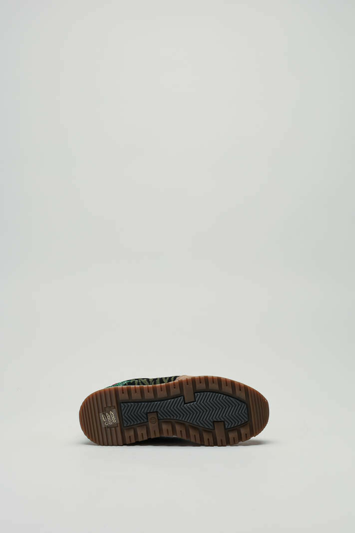 zoom in on Groen Sneaker image Groen Sneaker image