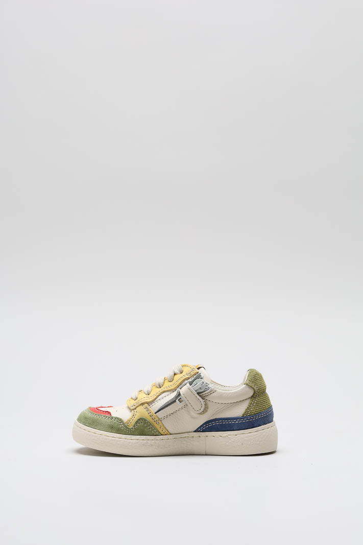 zoom in on Kaki Sneaker image Kaki Sneaker image