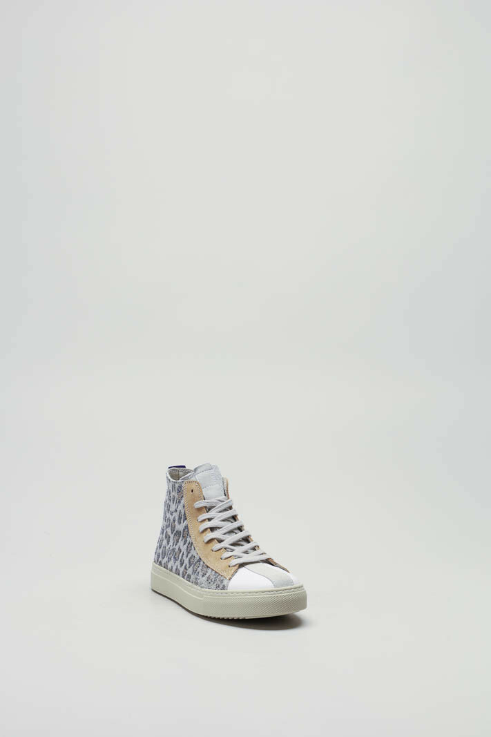 zoom in on Beige Sneaker image Beige Sneaker image