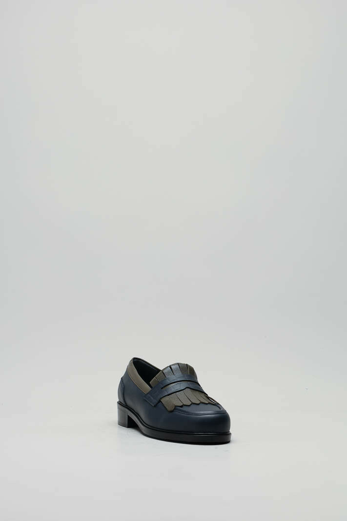 zoom in on Donkerblauw Mocassin image Donkerblauw Mocassin image