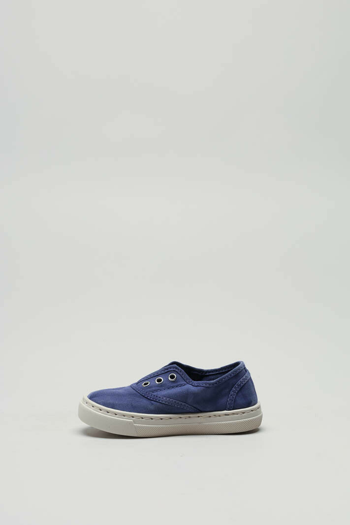 zoom in on Blauw Speelschoen image Blauw Speelschoen image