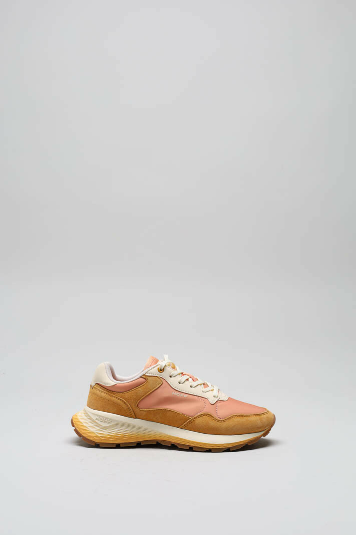zoom in on Koraal Sneaker image Koraal Sneaker image