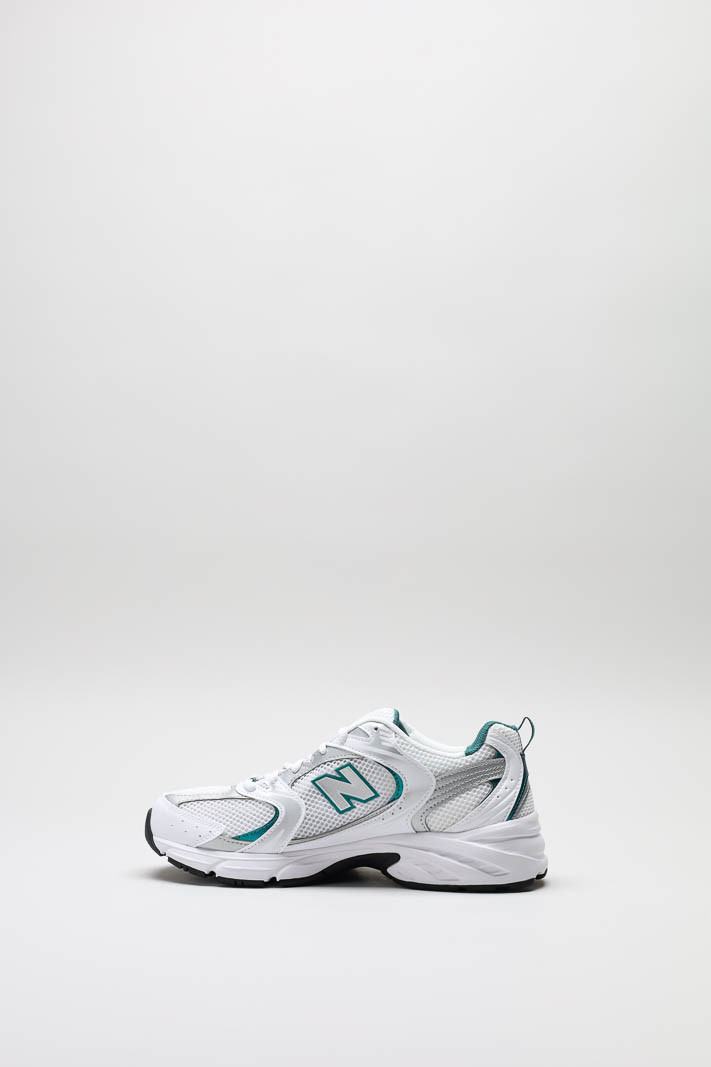 zoom in on Wit Sneaker image Wit Sneaker image