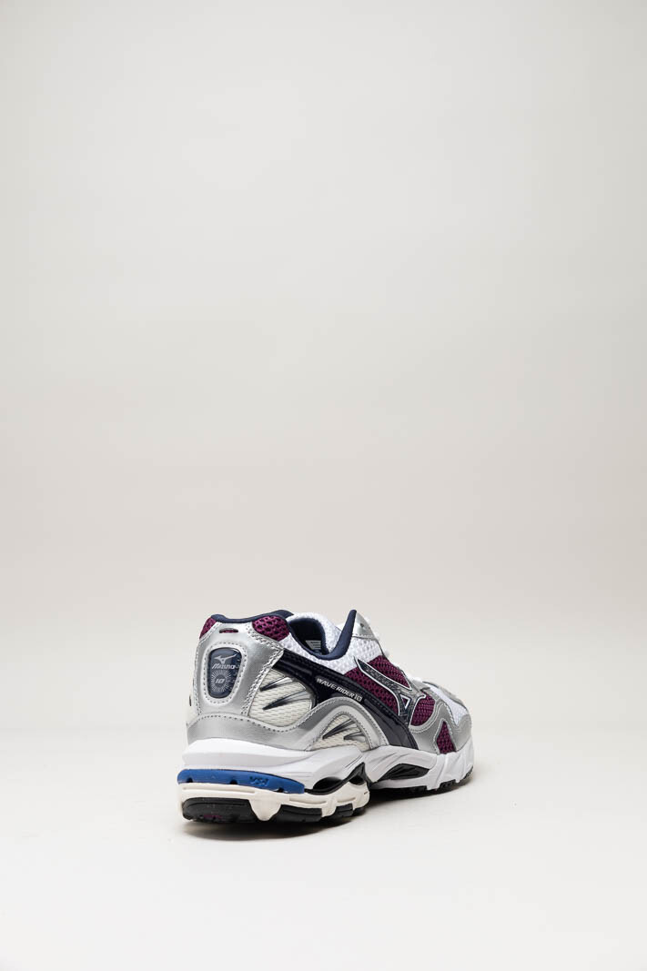 Bordeaux Sneaker image