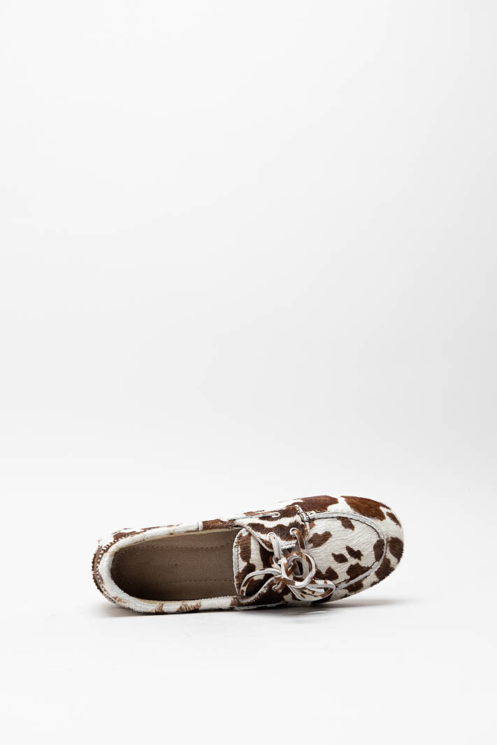 zoom in on Beige Bootschoen image Beige Bootschoen image