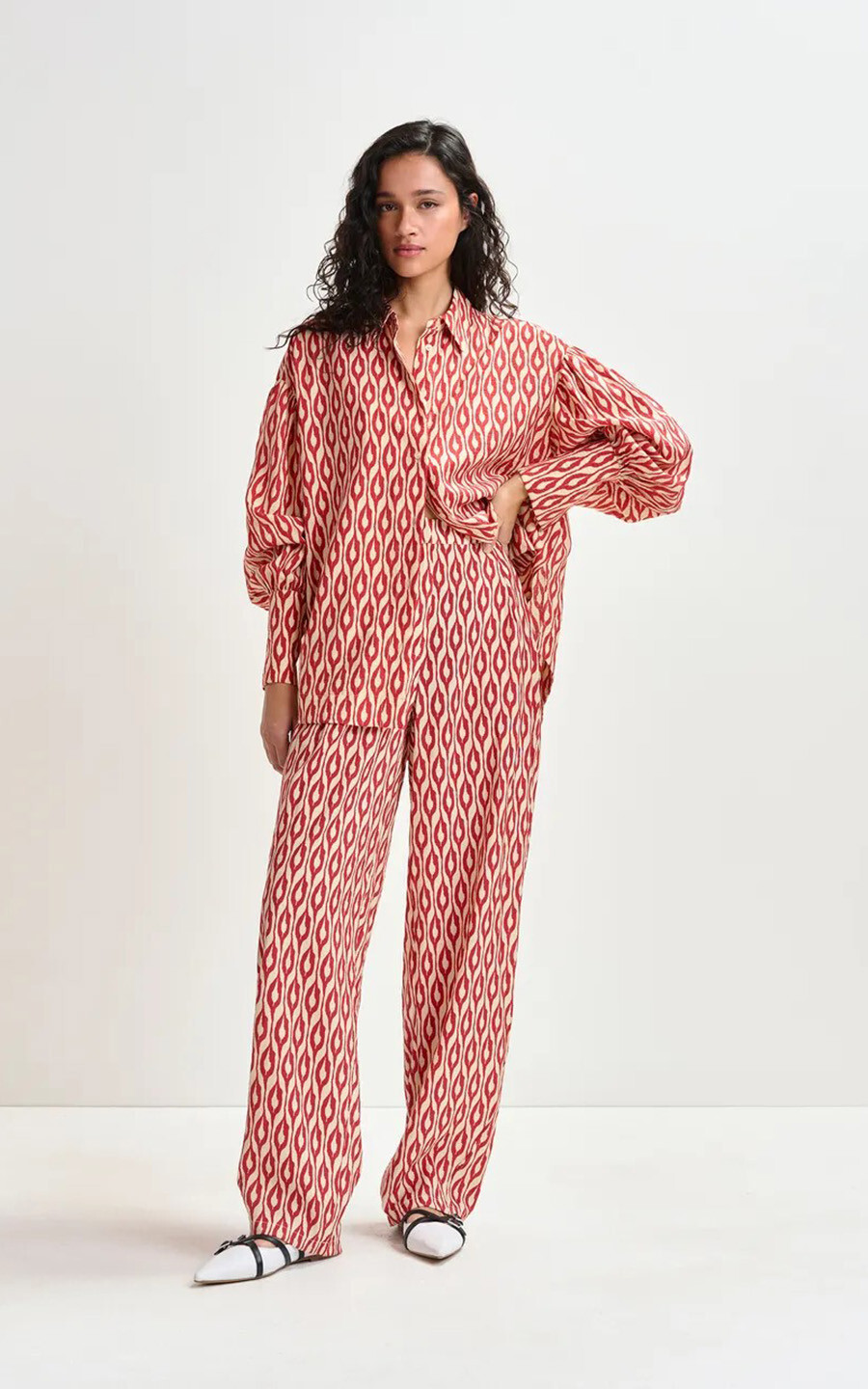 Rood Broek image