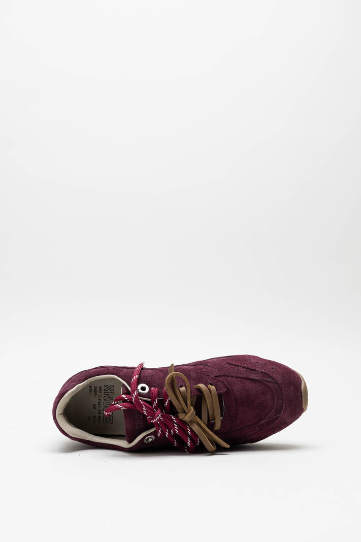 Bordeaux Ballerina image