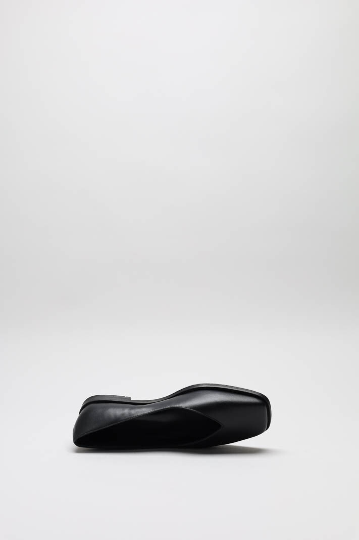 zoom in on Zwart Ballerina image Zwart Ballerina image