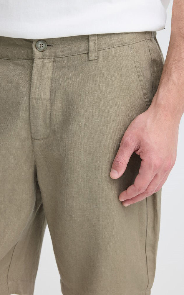 Kaki Short/bermuda image