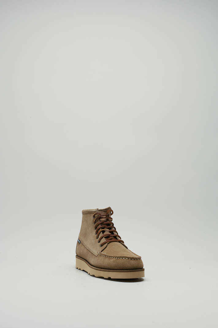 zoom in on Beige Veterschoen hoog image Beige Veterschoen hoog image