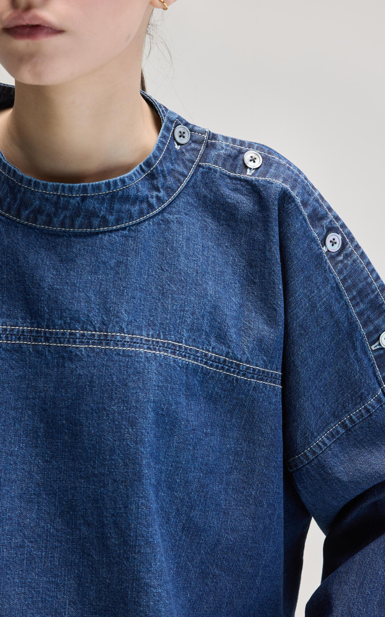 Jeans Blouse image