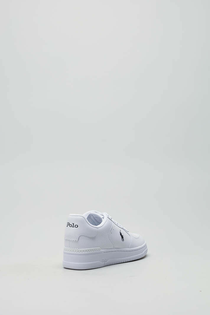 zoom in on Wit Sneaker image Wit Sneaker image