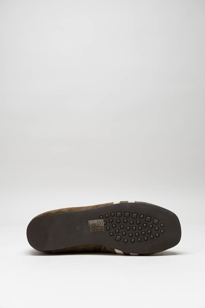 Donkerbruin Ballerina image