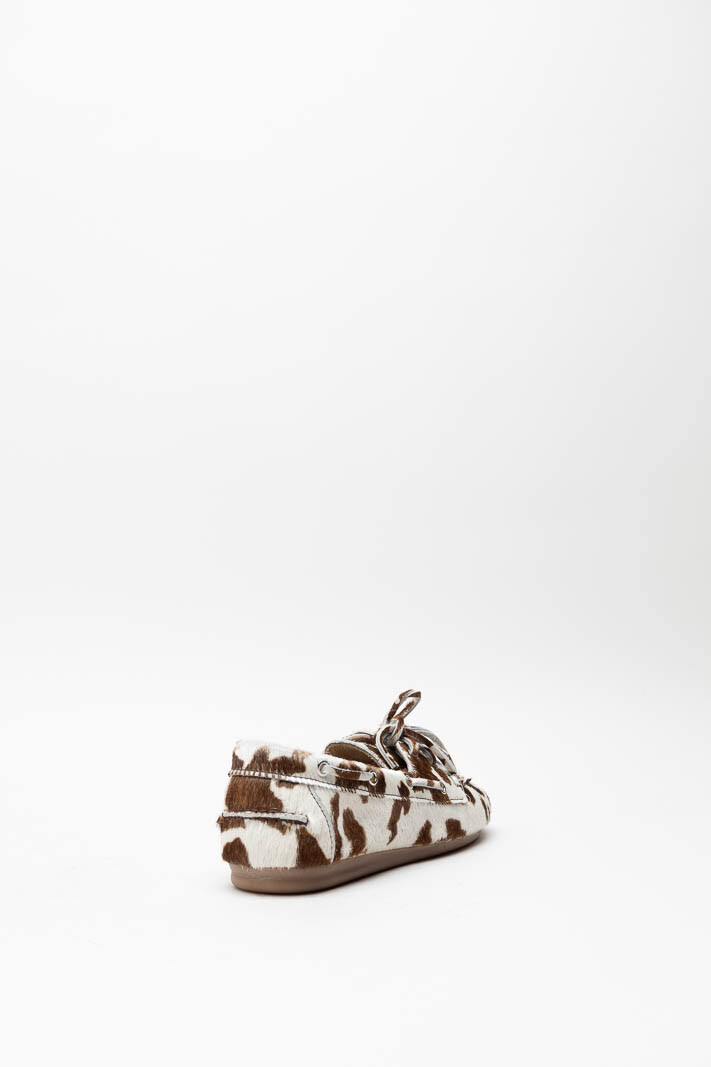 zoom in on Beige Bootschoen image Beige Bootschoen image