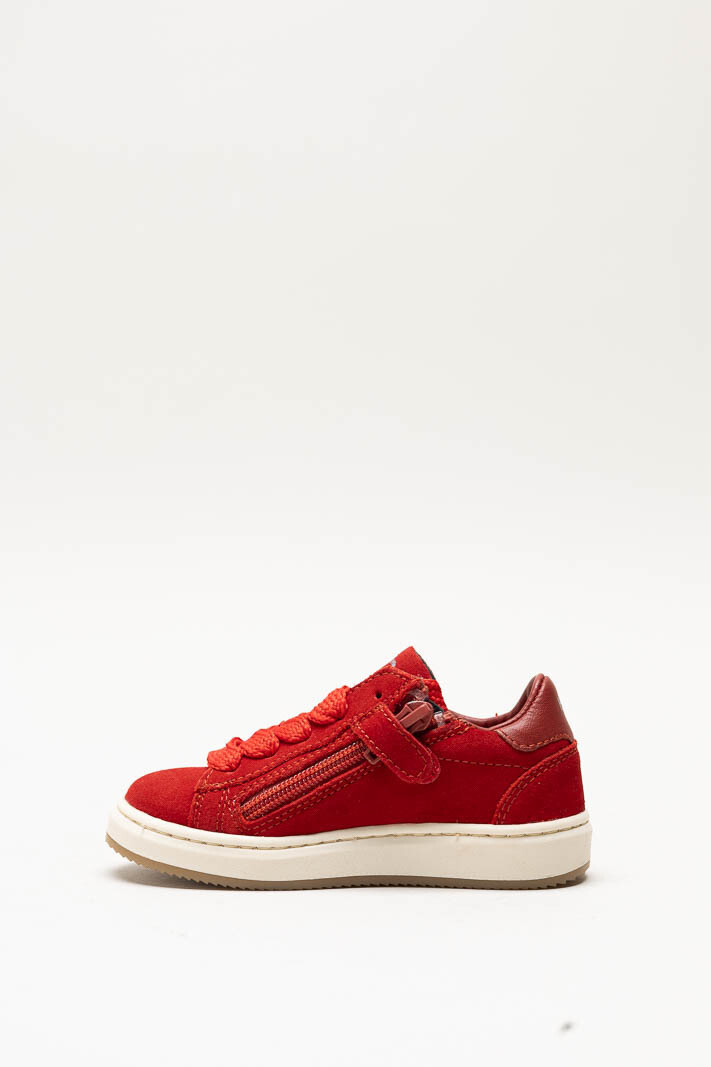 zoom in on Rood Sneaker image Rood Sneaker image