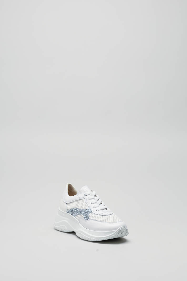 zoom in on Wit Sneaker image Wit Sneaker image