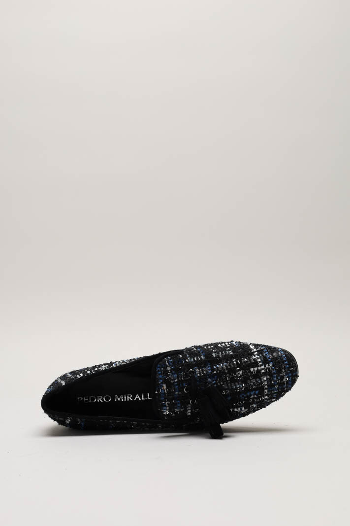 zoom in on Blauw Mocassin image Blauw Mocassin image