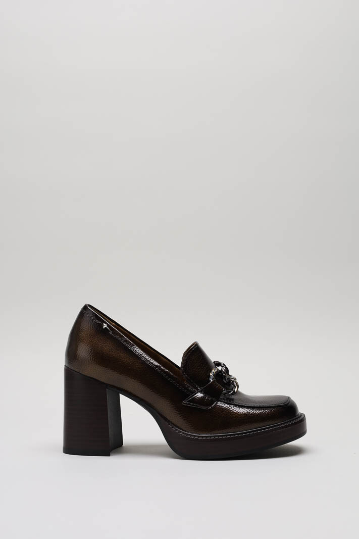 Donkerbruin Pump