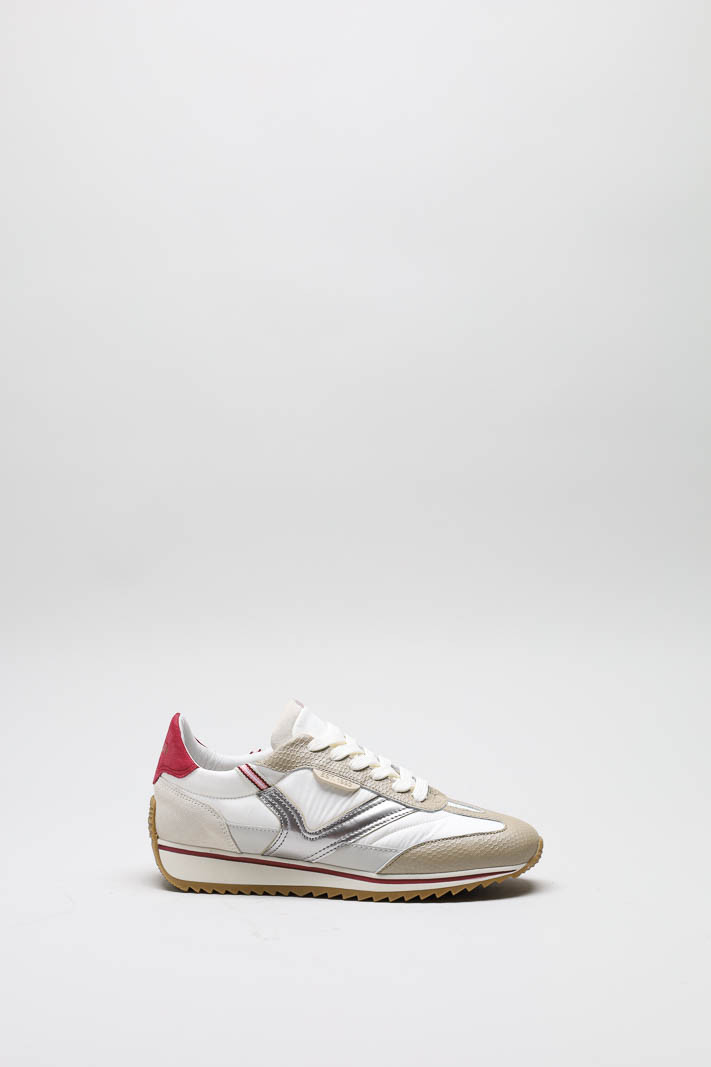 Beige Sneaker