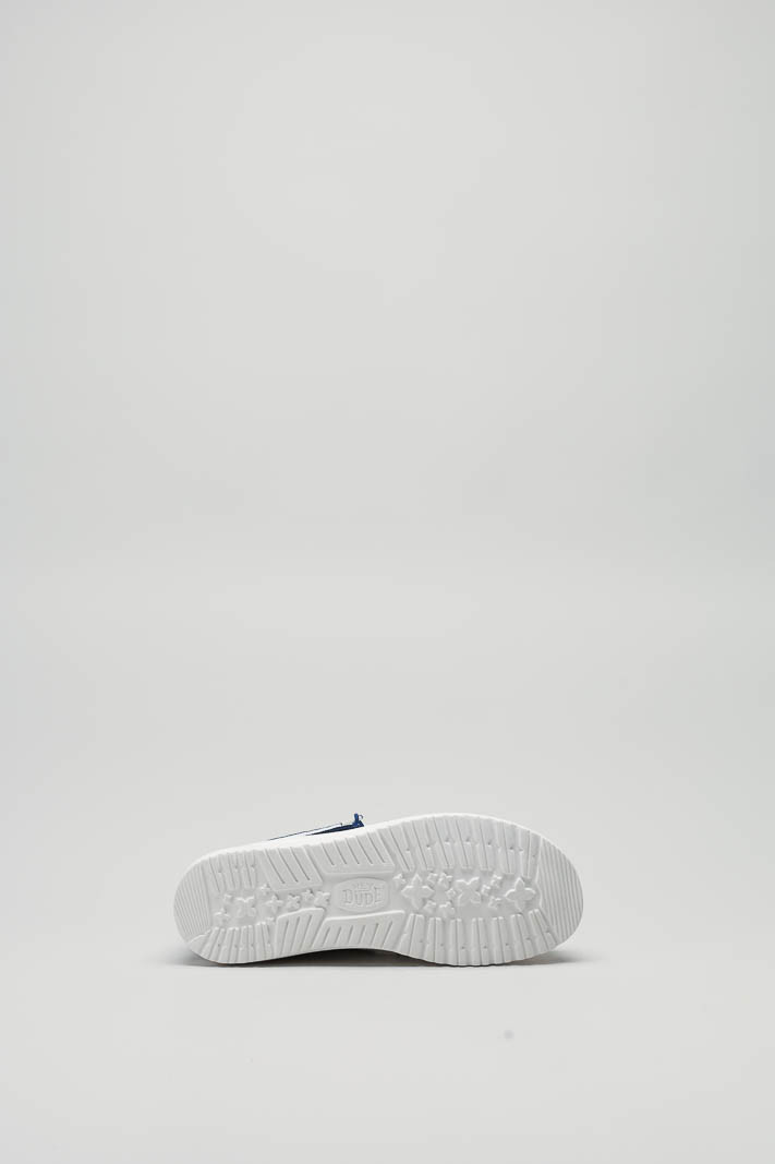 zoom in on Wit Sneaker image Wit Sneaker image