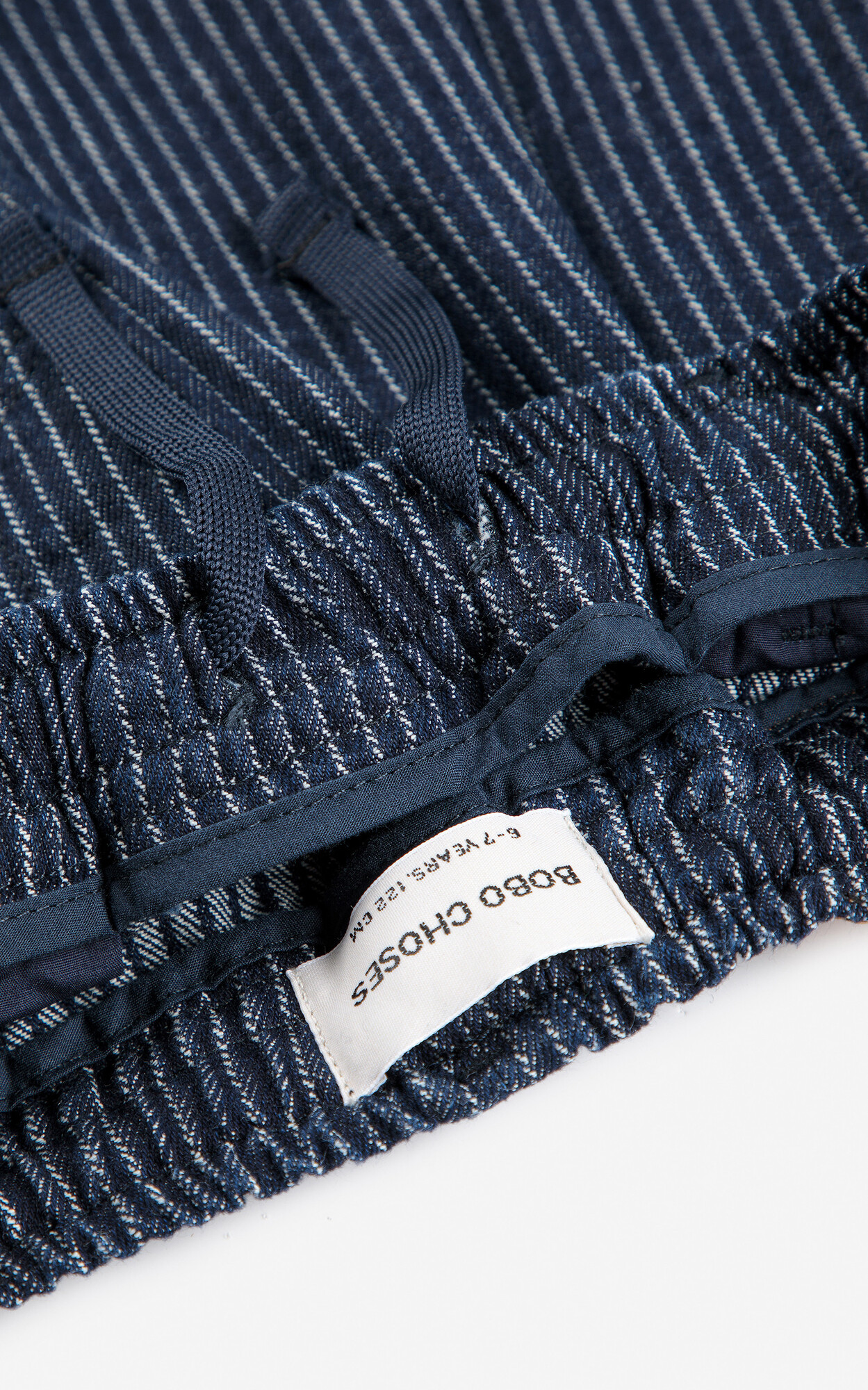 zoom in on Jeans Broek image Jeans Broek image