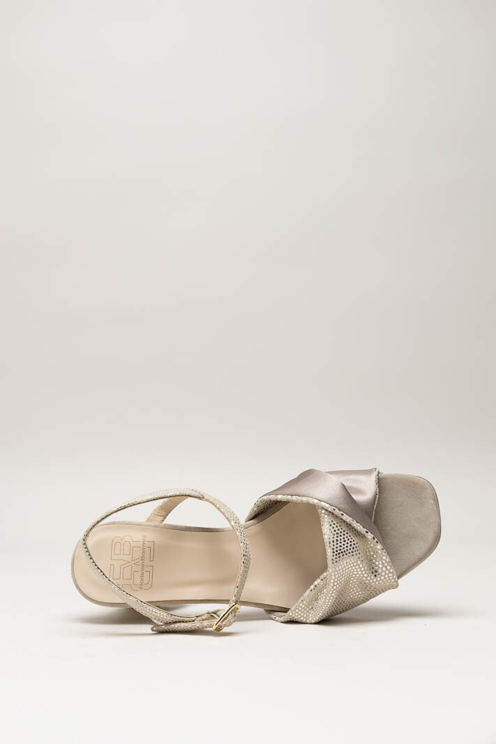 Goud Sandaal hak image