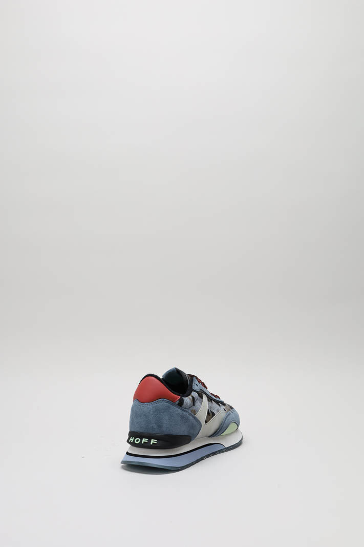 zoom in on Blauw Sneaker image Blauw Sneaker image