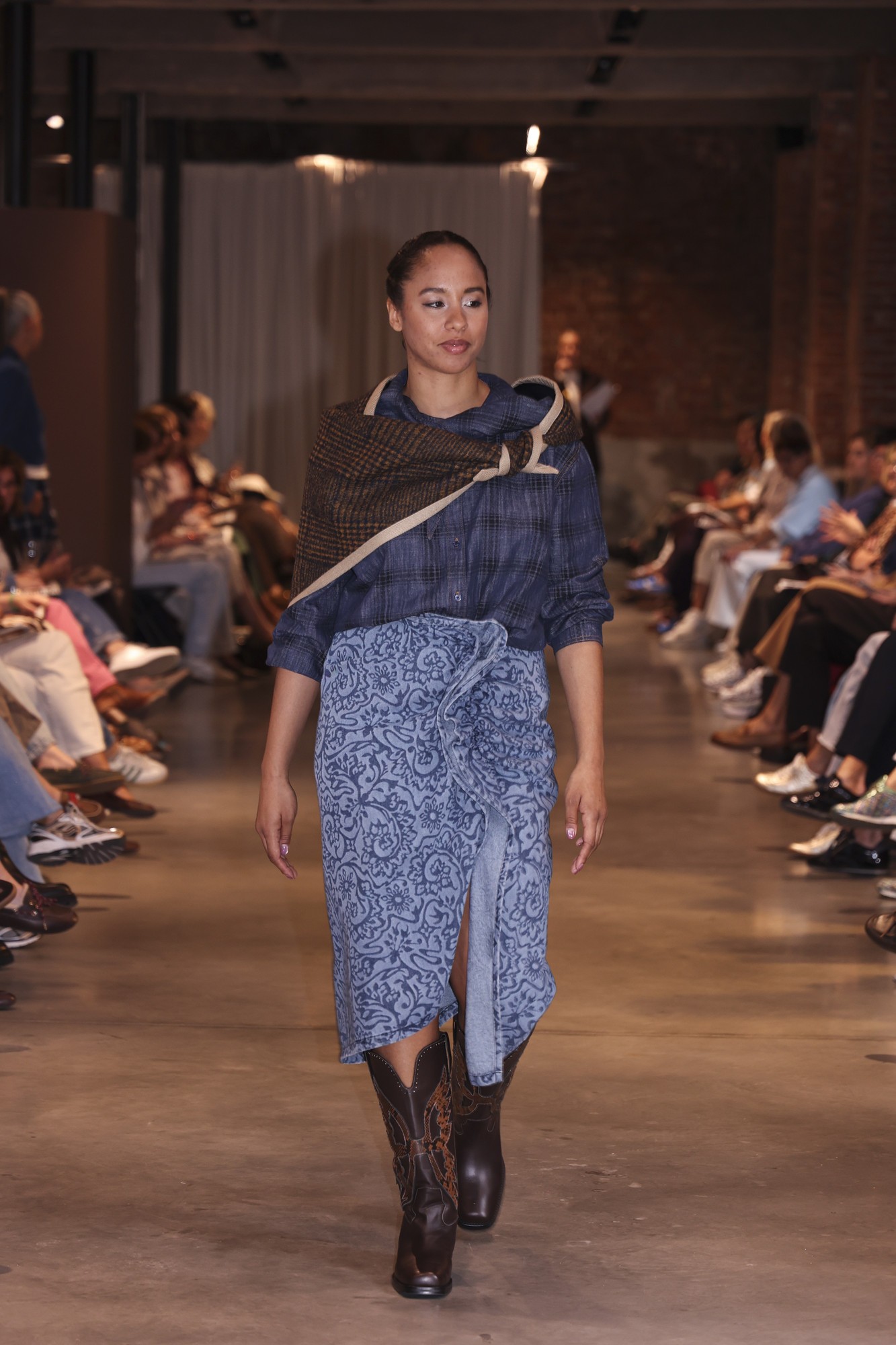 Runway Show PT.1 - 0.098