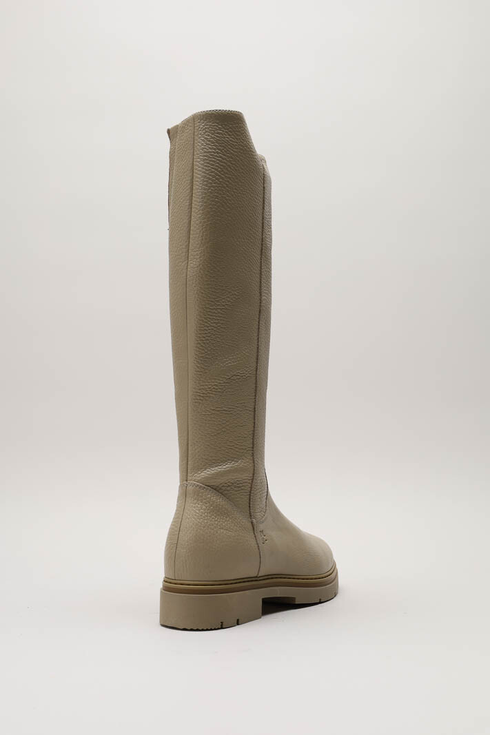 zoom in on Beige Laars image Beige Laars image