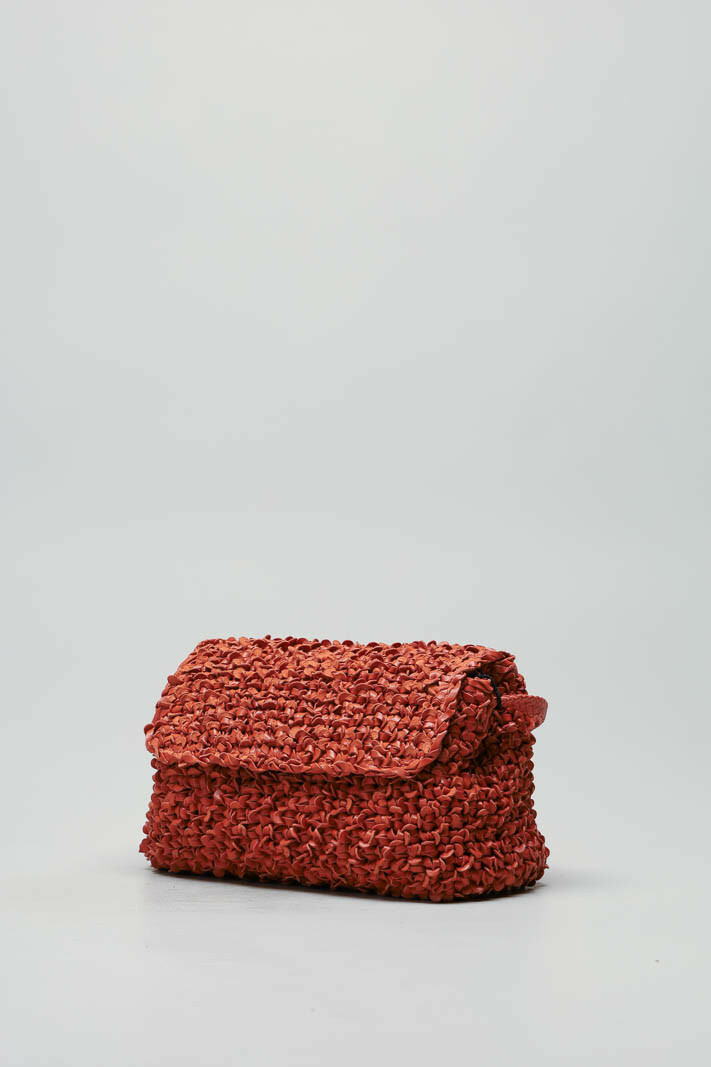 zoom in on Oranje Cross body image Oranje Cross body image