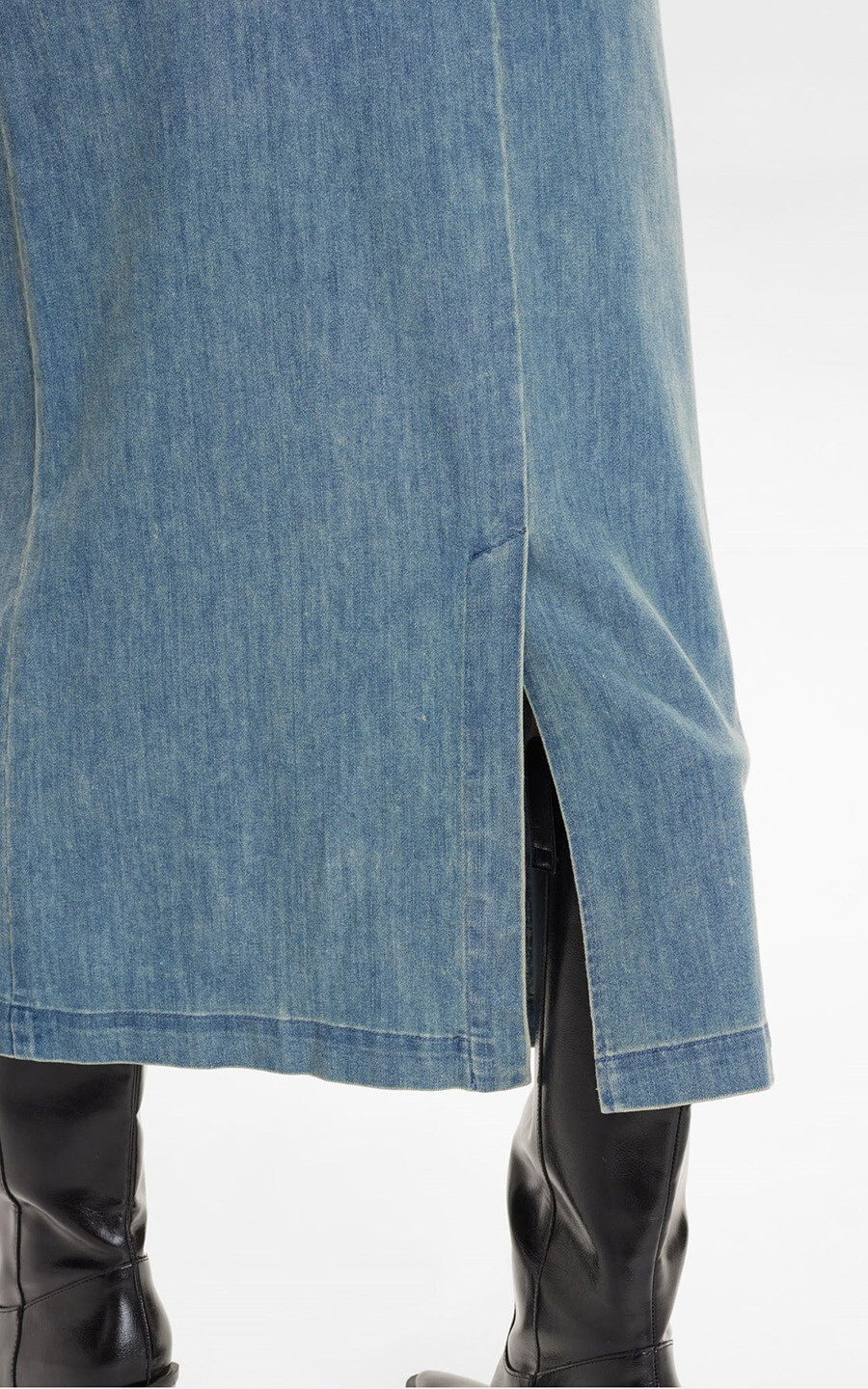 zoom in on Jeans Rok image Jeans Rok image