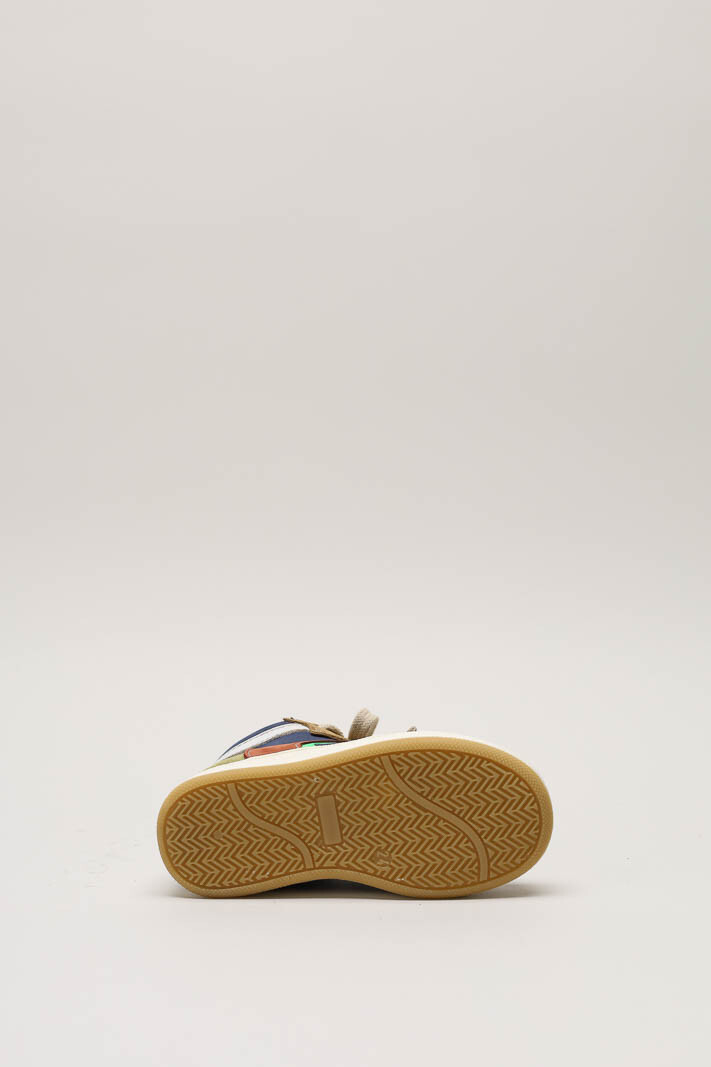 zoom in on Blauw Sneaker image Blauw Sneaker image