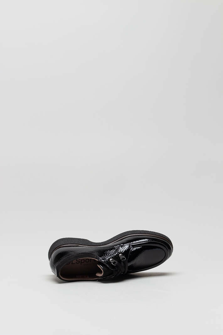 zoom in on Zwart Veterschoen image Zwart Veterschoen image