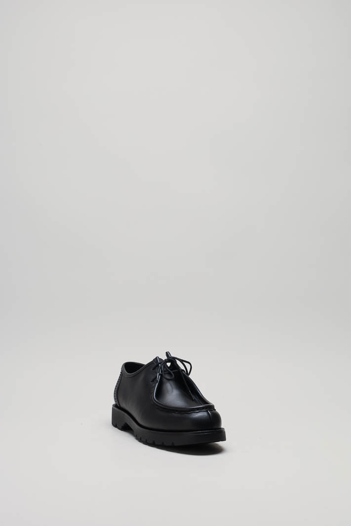 zoom in on Zwart Veterschoen image Zwart Veterschoen image