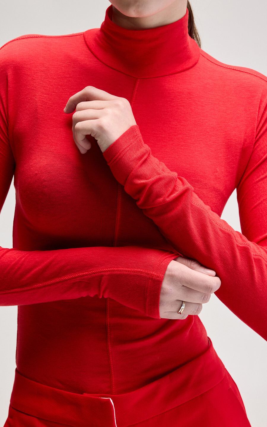 zoom in on Rood T-shirt/top image Rood T-shirt/top image