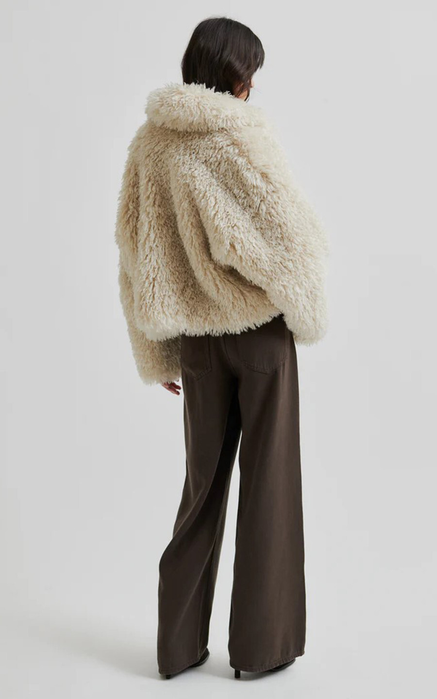 Beige Jas