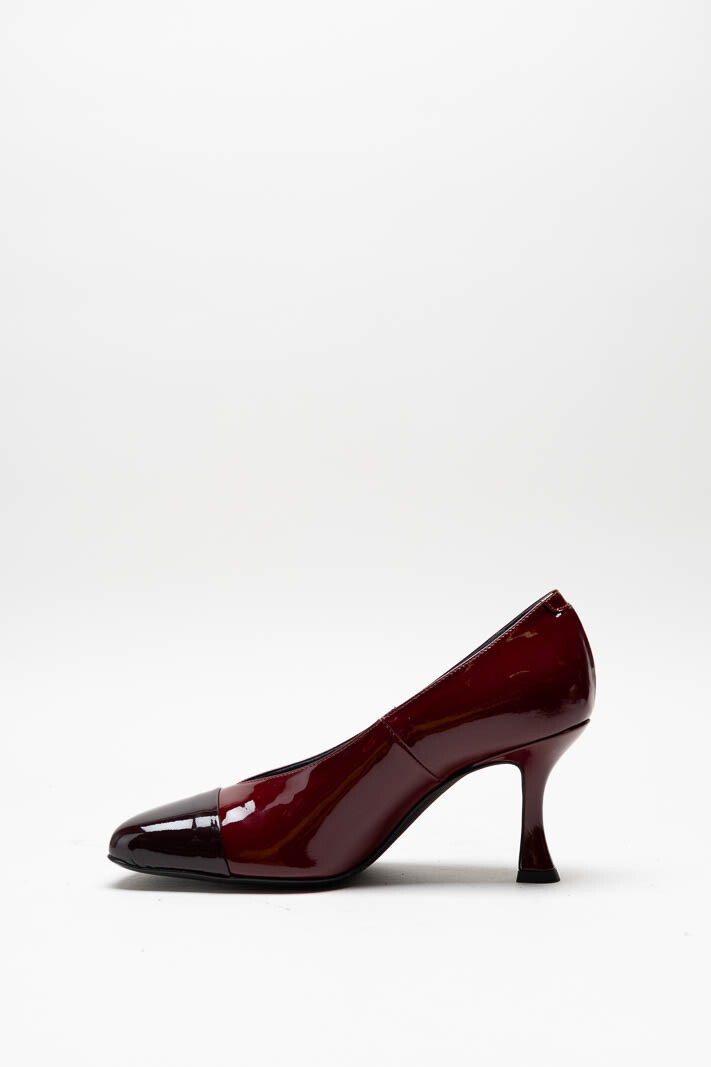 zoom in on Bordeaux Pump image Bordeaux Pump image